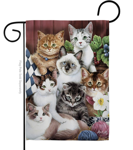 Cuddly Kittens - Pets Nature Vertical Impressions Decorative Flags HG110069 Made In USA