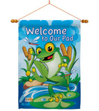 Frog - Pets Nature Vertical Impressions Decorative Flags HG110041 Made In USA
